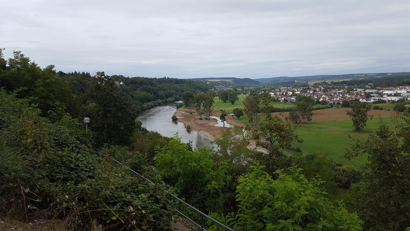 Blick von Bad Wimpfen hinab auf den Neckar