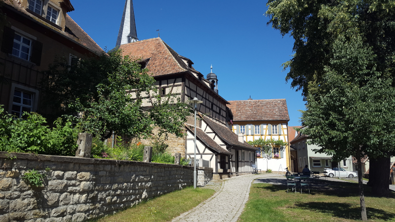 Mönchsondheim Kirchenburg